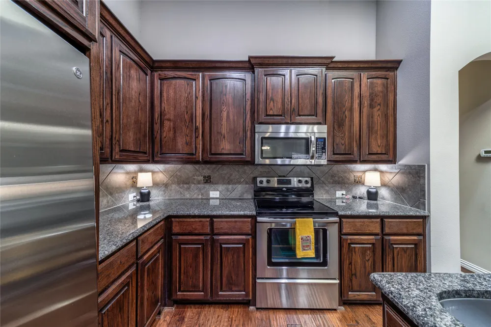 5715 Hummingbird Lane Fairview, TX 75069