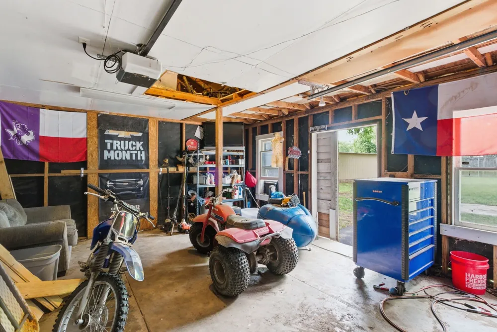 525 S Austin Street De Leon, TX 76444