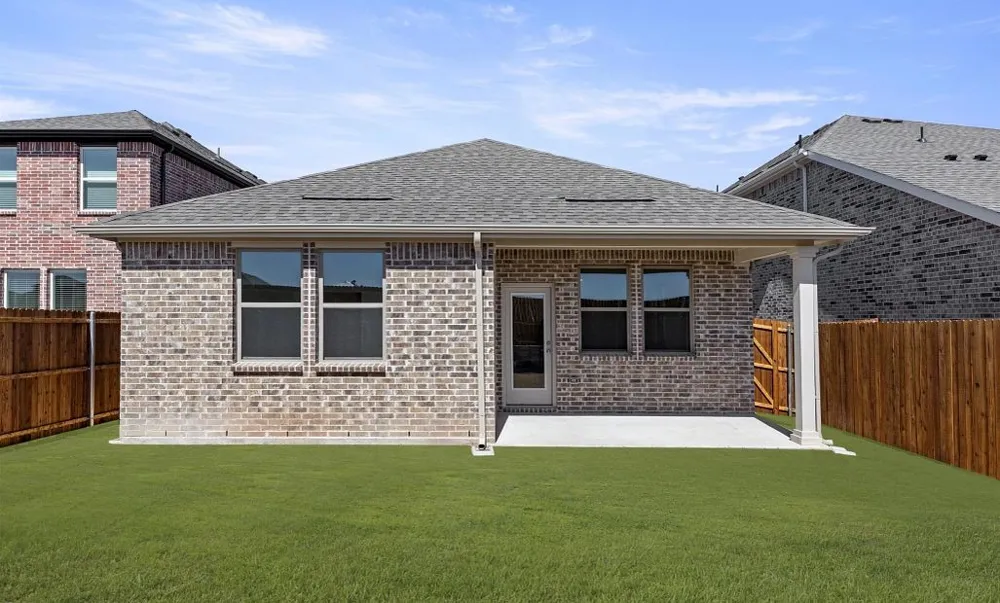 5915 Laurel Lake Lane Pilot Point, TX 76258