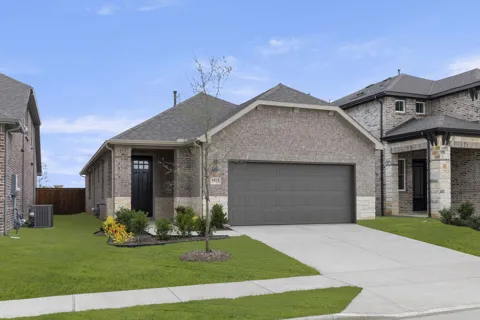 5915 Laurel Lake Lane