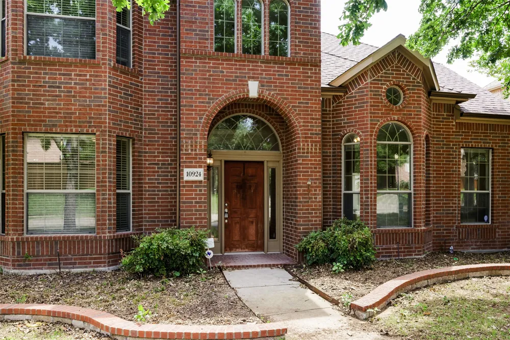 10924 Coralberry Drive Frisco, TX 75033