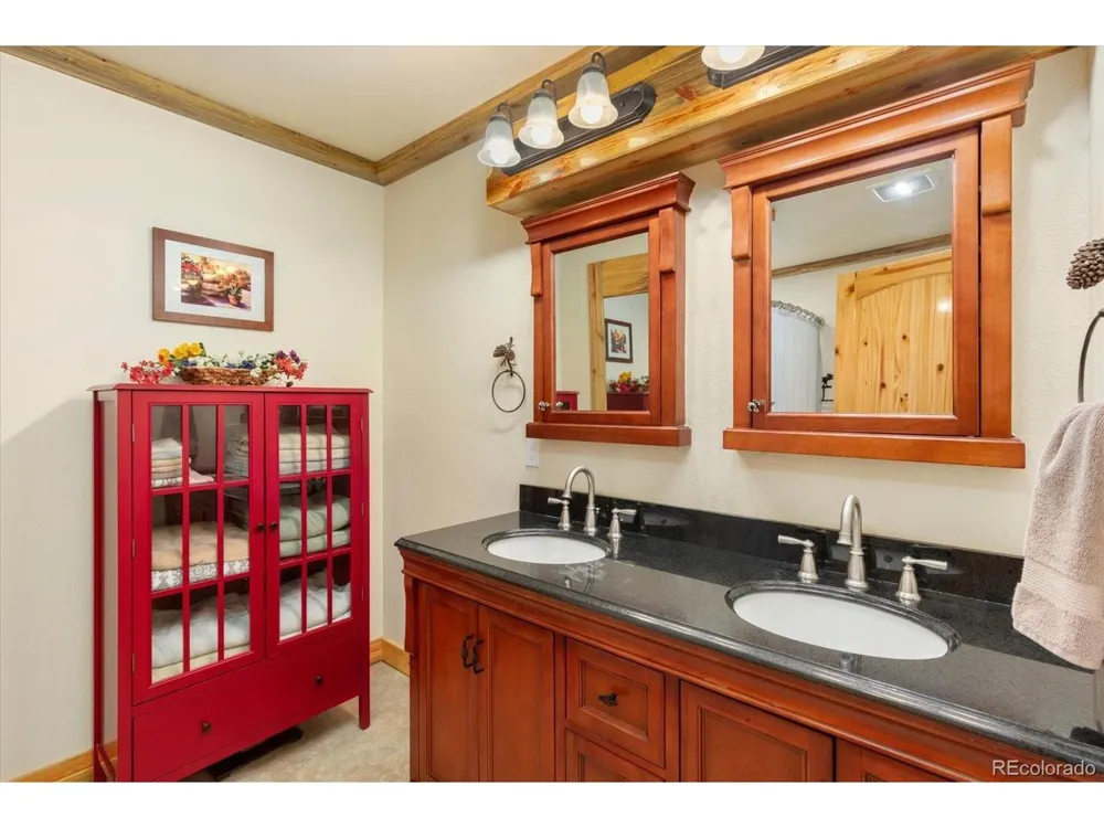 937 Pitchfork Road Hartsel, CO 80449