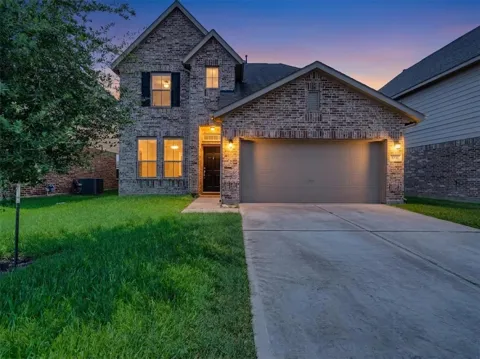 2711 Painted Sunrise Trail