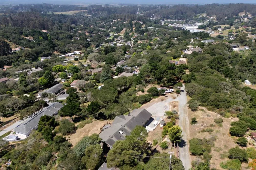 8607 Berta Canyon Court Salinas, CA 93907