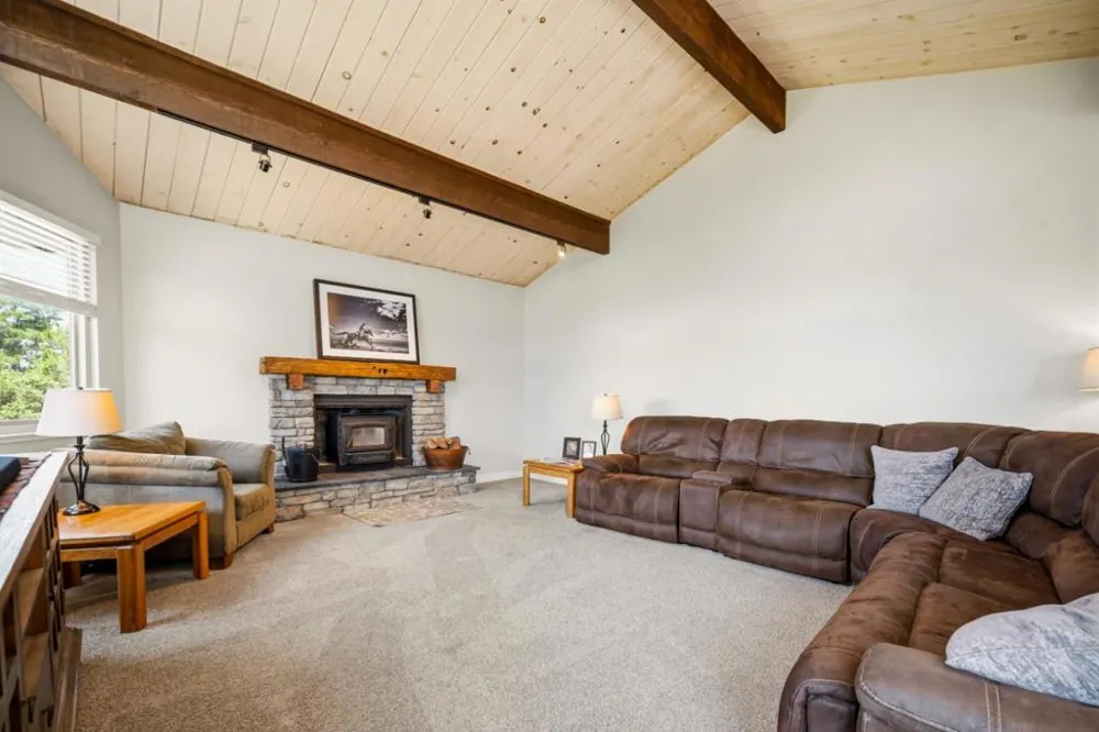 8607 Berta Canyon Court Salinas, CA 93907