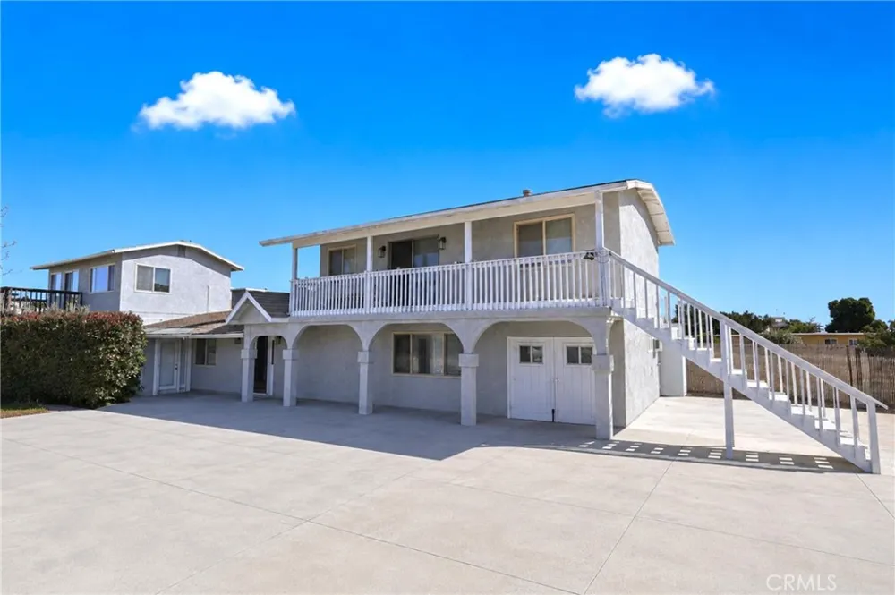 7008 Summit Valley Hesperia, CA 92345