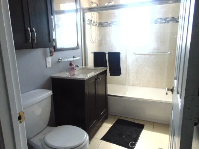 454 Del Norte Corning, CA 96021