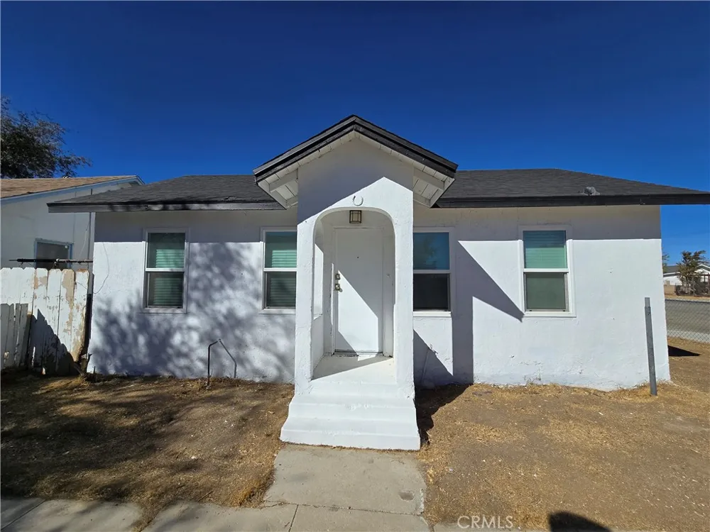 16039 L Mojave, CA 93501
