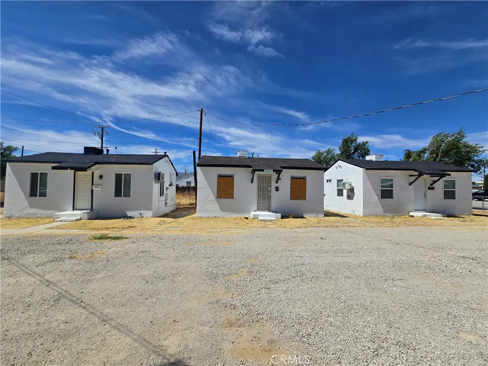 16039 L Mojave, CA 93501