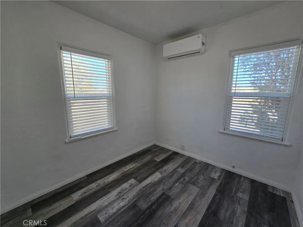 16039 L Mojave, CA 93501