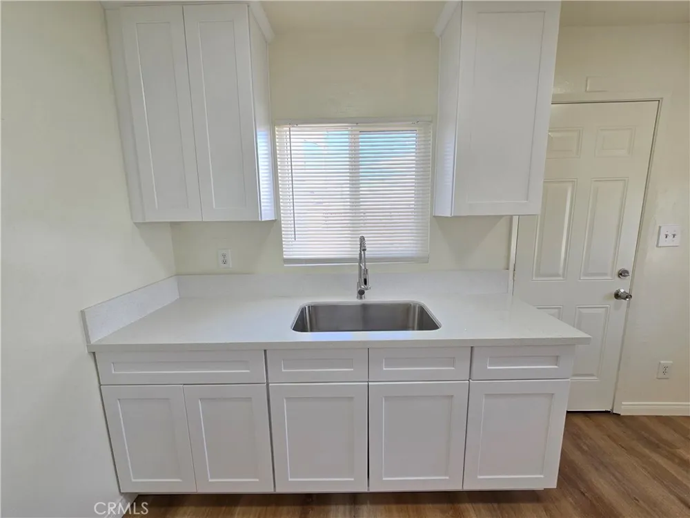 16039 L Mojave, CA 93501