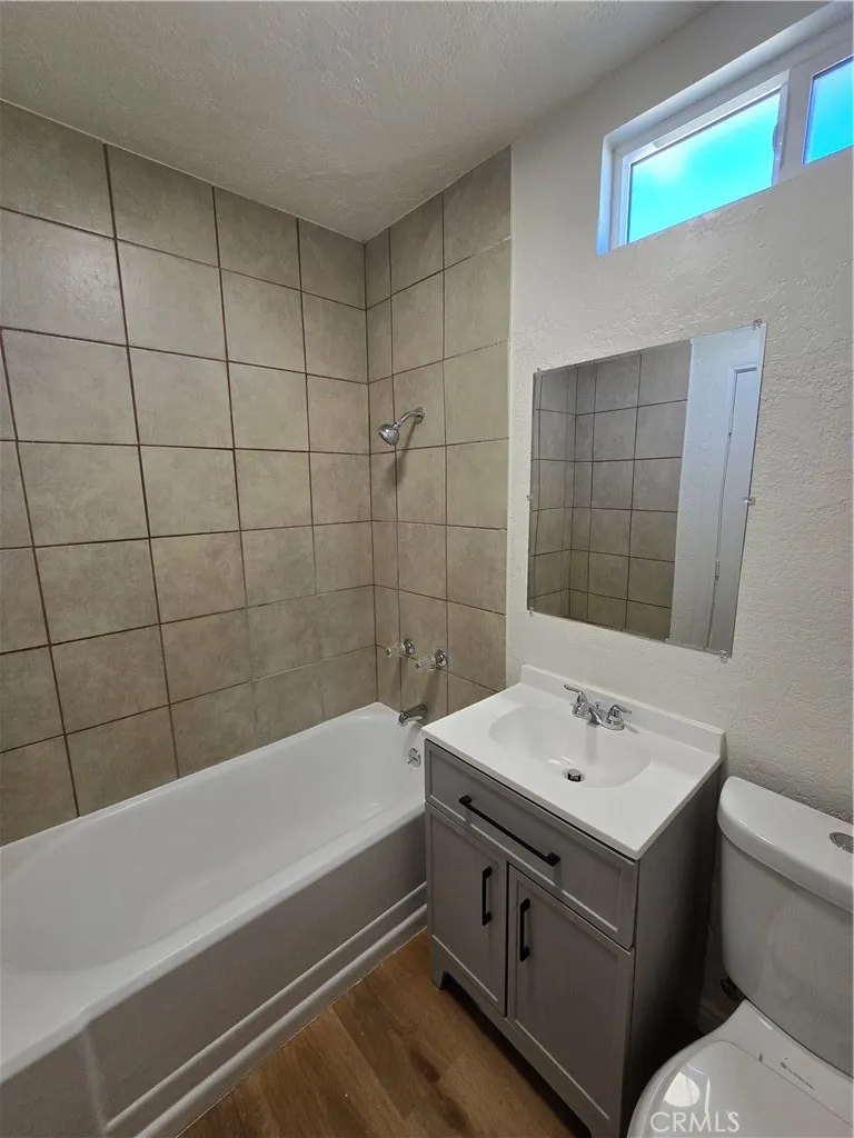 16039 L Mojave, CA 93501