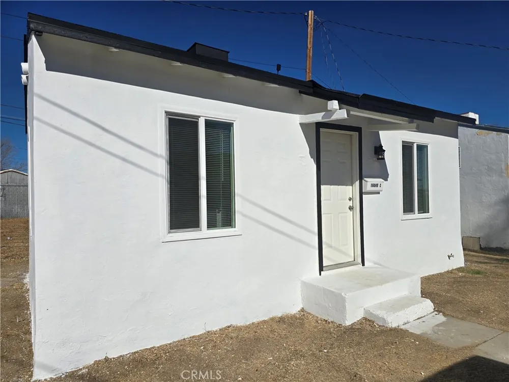 16039 L Mojave, CA 93501