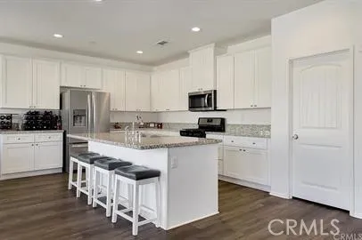 914 Haviture Hemet, CA 92543