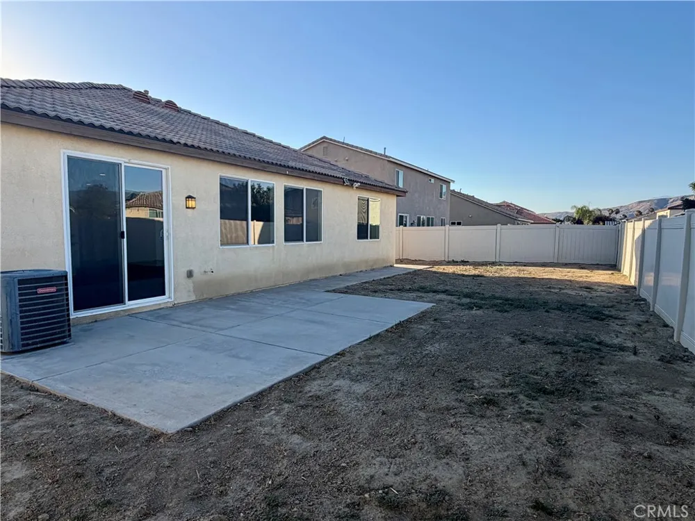 914 Haviture Hemet, CA 92543