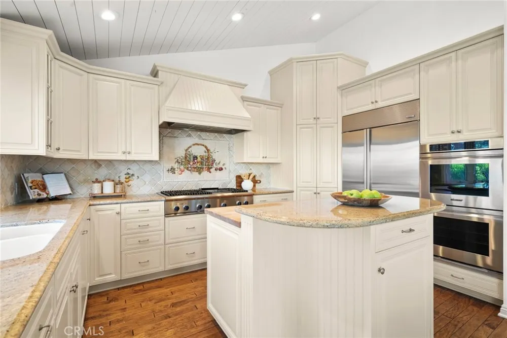 260 Arch Laguna Beach, CA 92651