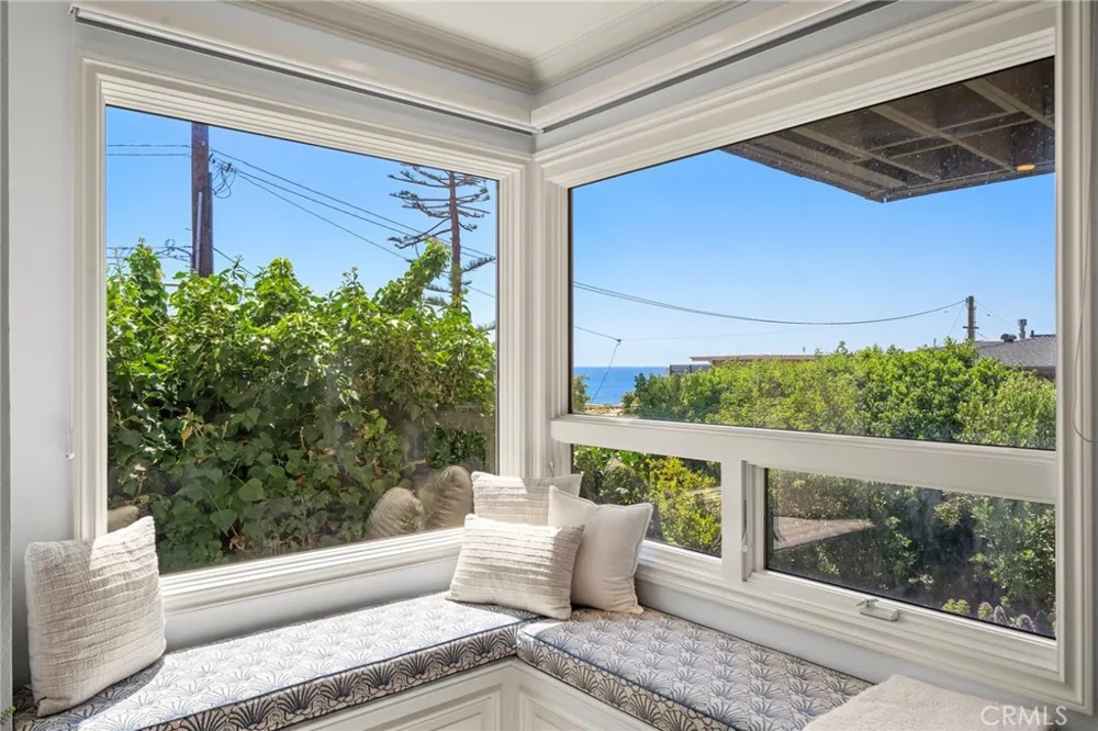 260 Arch Laguna Beach, CA 92651