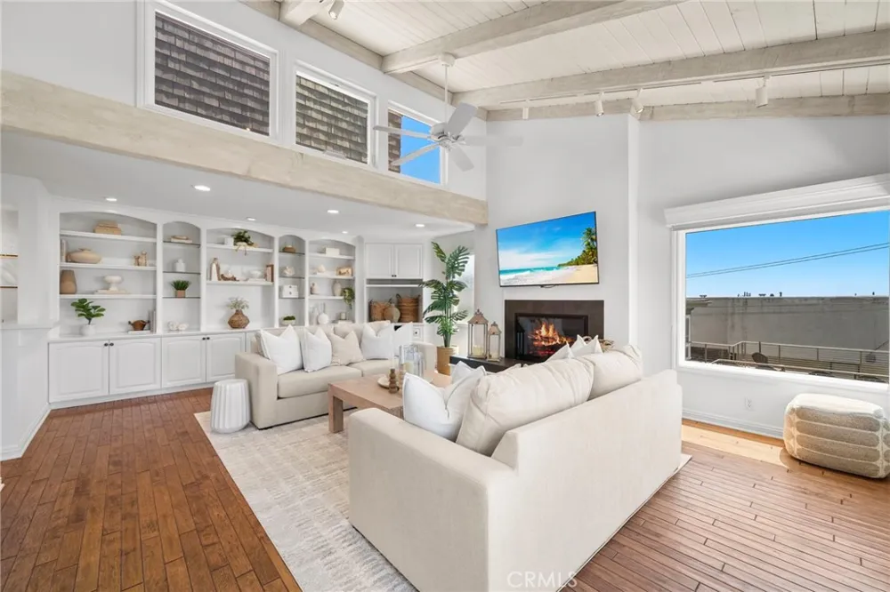 260 Arch Laguna Beach, CA 92651
