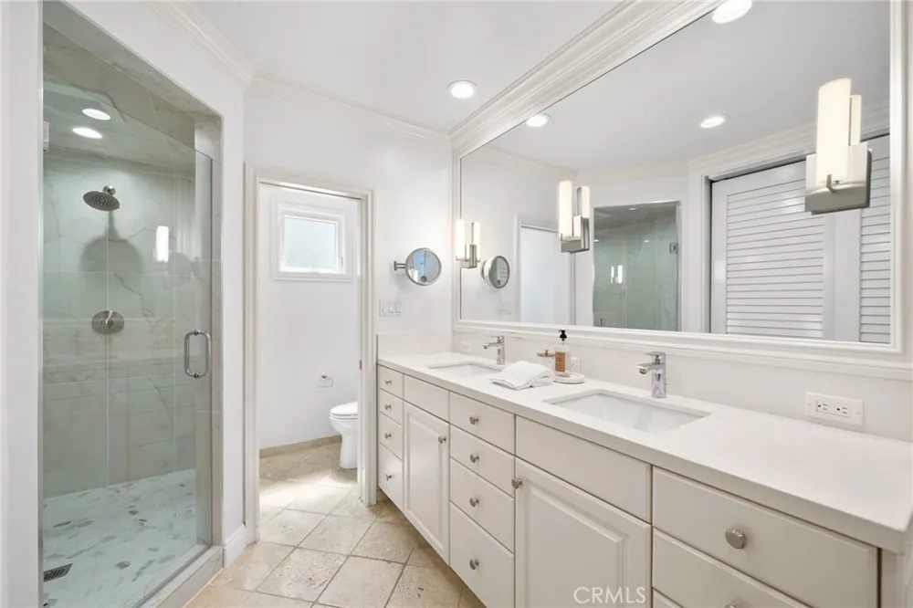 260 Arch Laguna Beach, CA 92651