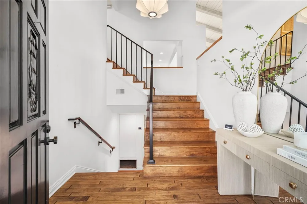 260 Arch Laguna Beach, CA 92651