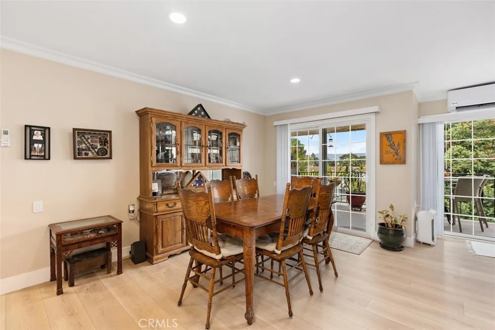 2355 Via Mariposa #3H Laguna Woods, CA 92637