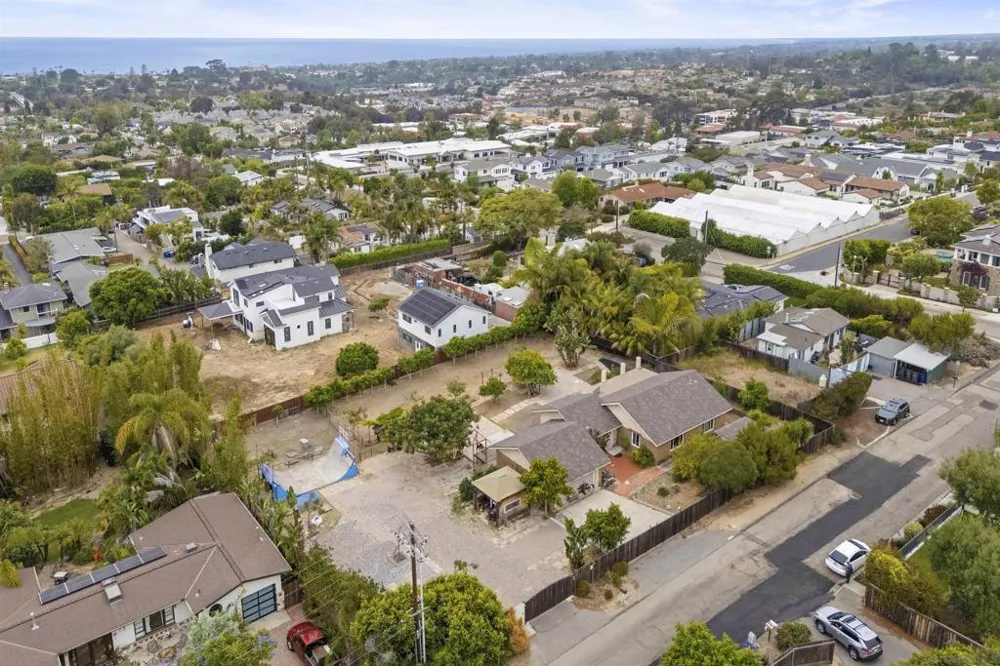 752 Bracero Road Encinitas, CA 92024