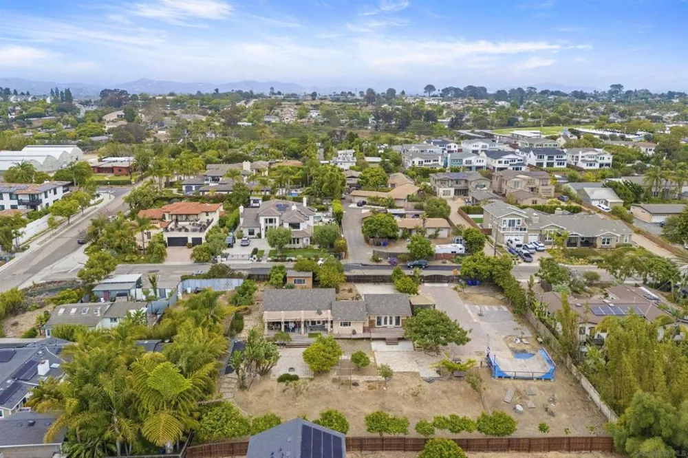 752 Bracero Road Encinitas, CA 92024