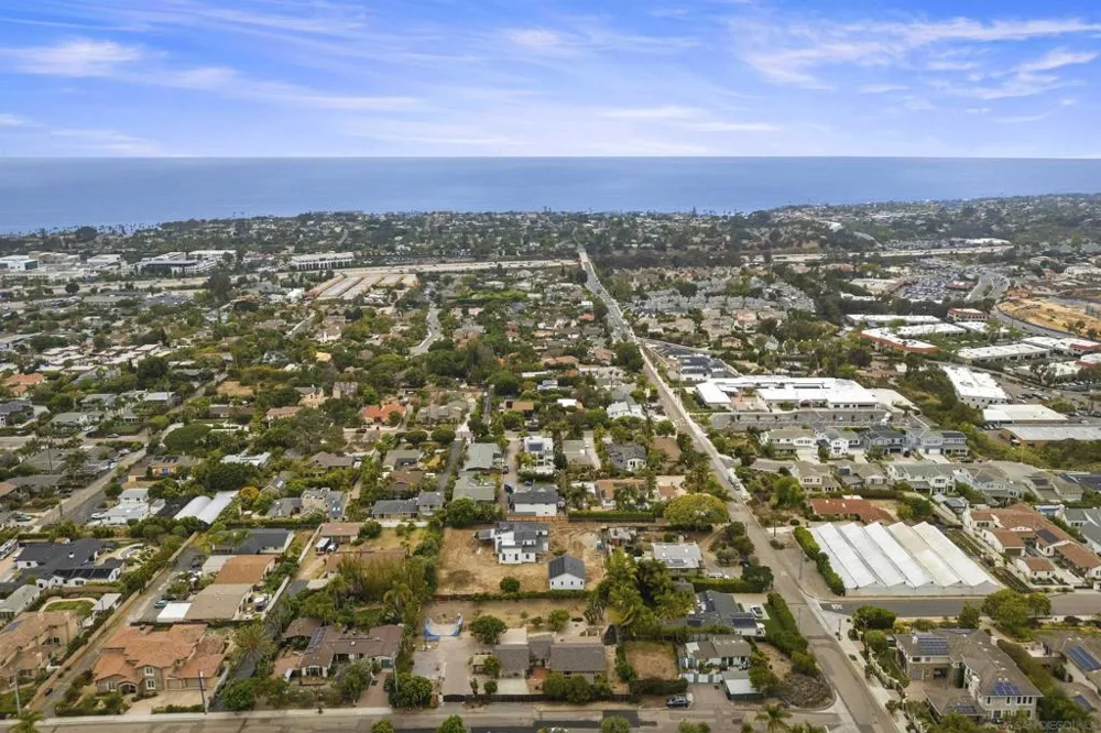 752 Bracero Road Encinitas, CA 92024