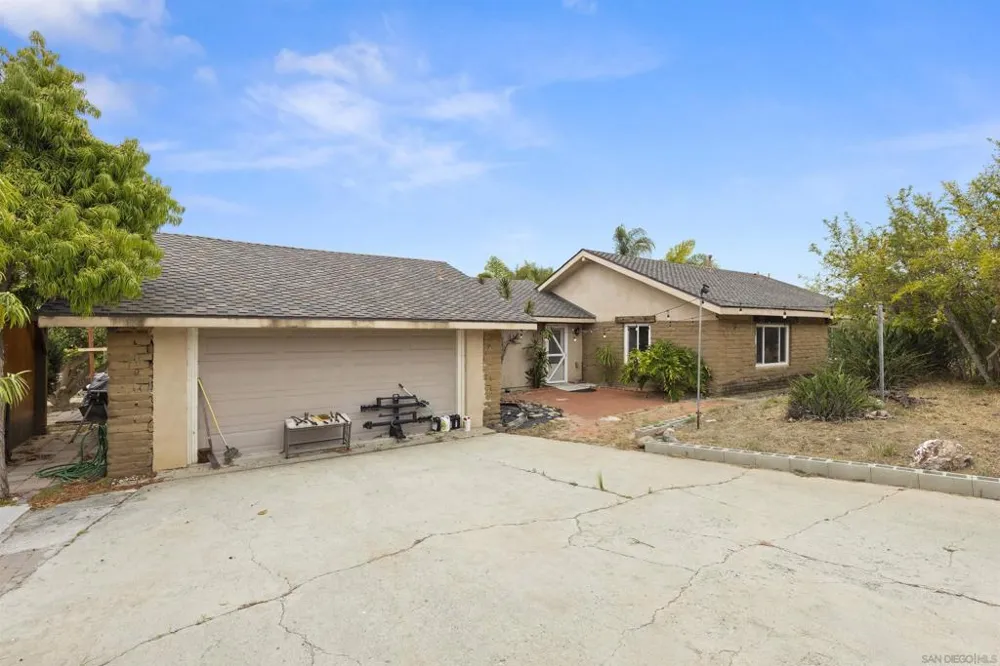 752 Bracero Road Encinitas, CA 92024