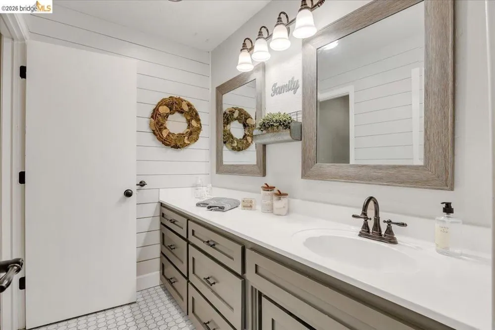 22244 Crystal Falls Dr W Sonora, CA 95370