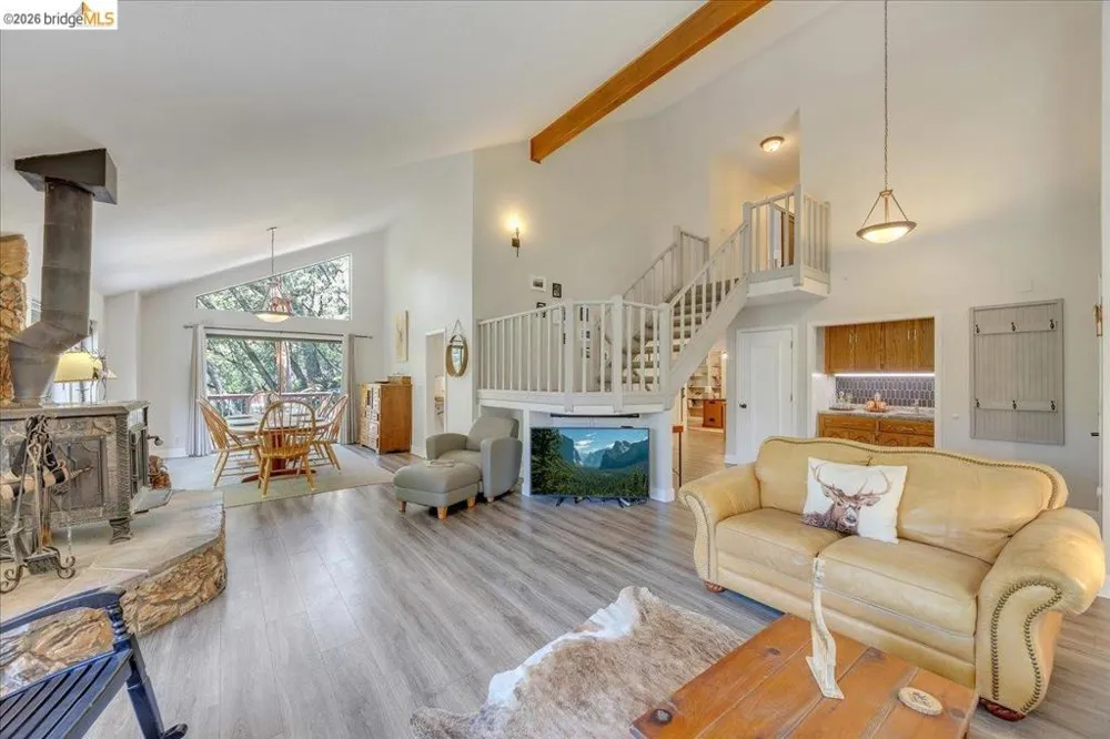22244 Crystal Falls Dr W Sonora, CA 95370