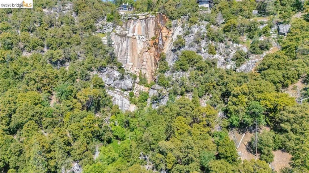 22244 Crystal Falls Dr W Sonora, CA 95370