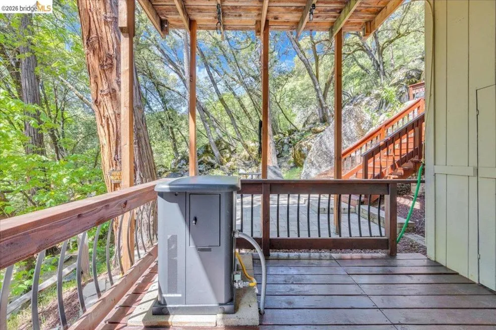 22244 Crystal Falls Dr W Sonora, CA 95370