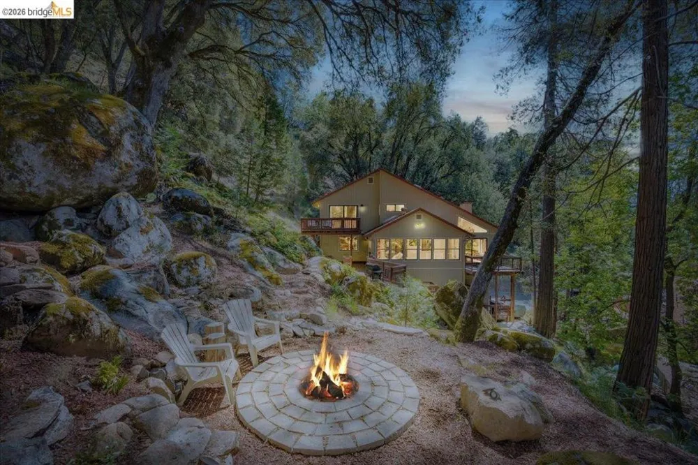 22244 Crystal Falls Dr W Sonora, CA 95370