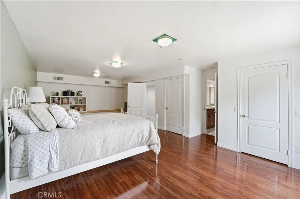 270 Flowerfield La Habra Heights, CA 90631