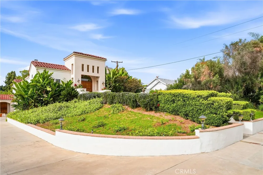 270 Flowerfield La Habra Heights, CA 90631