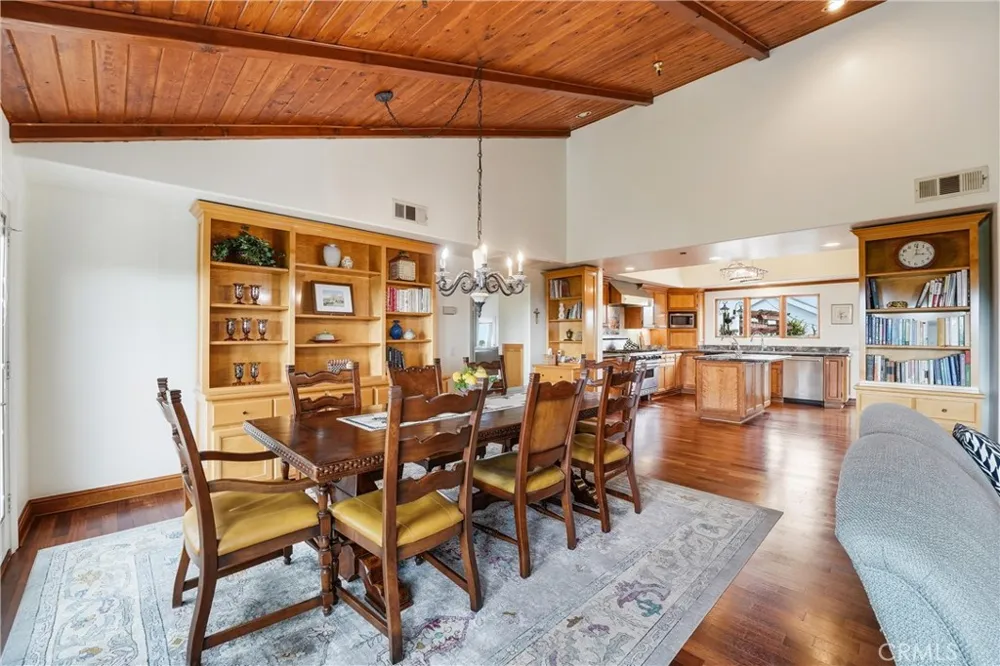 270 Flowerfield La Habra Heights, CA 90631