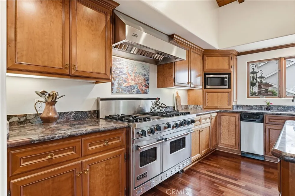 270 Flowerfield La Habra Heights, CA 90631