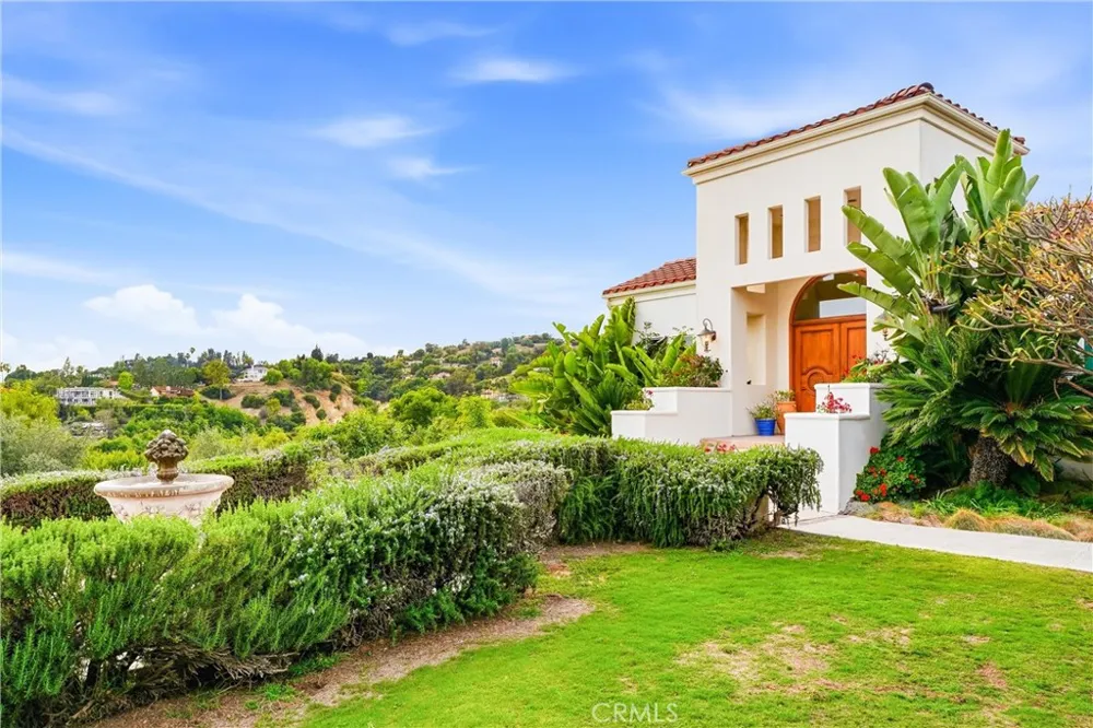 270 Flowerfield La Habra Heights, CA 90631