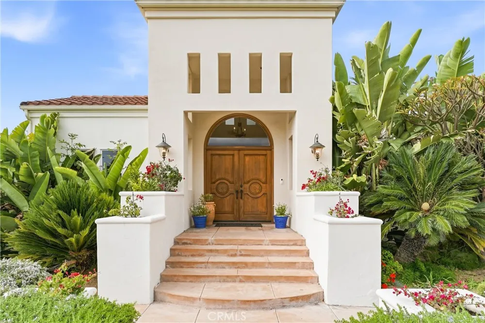 270 Flowerfield La Habra Heights, CA 90631