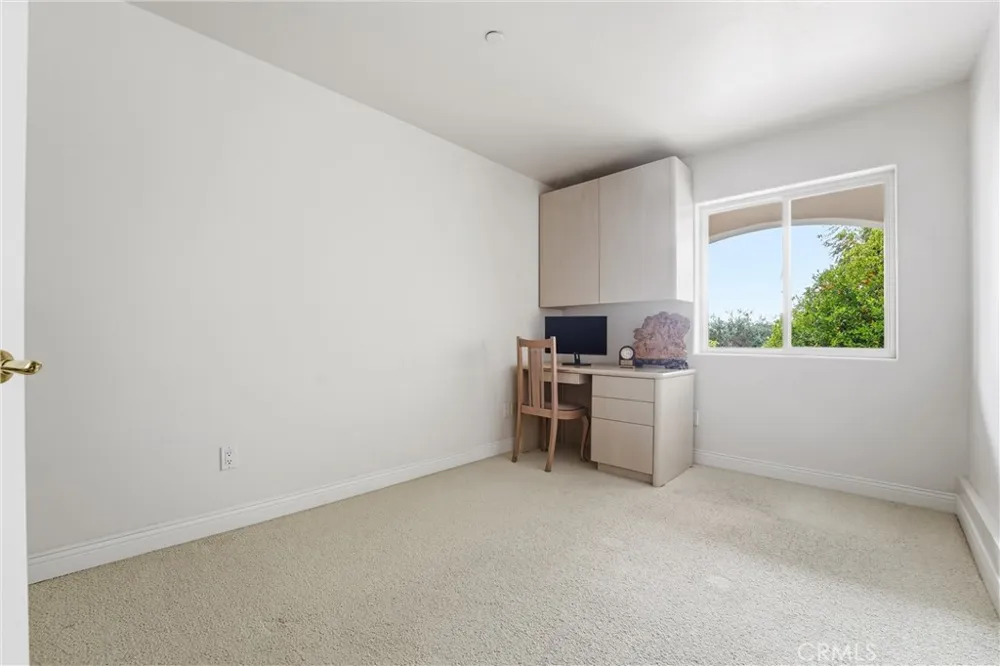 270 Flowerfield La Habra Heights, CA 90631