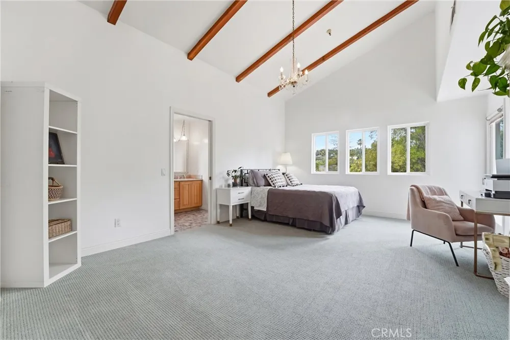 270 Flowerfield La Habra Heights, CA 90631