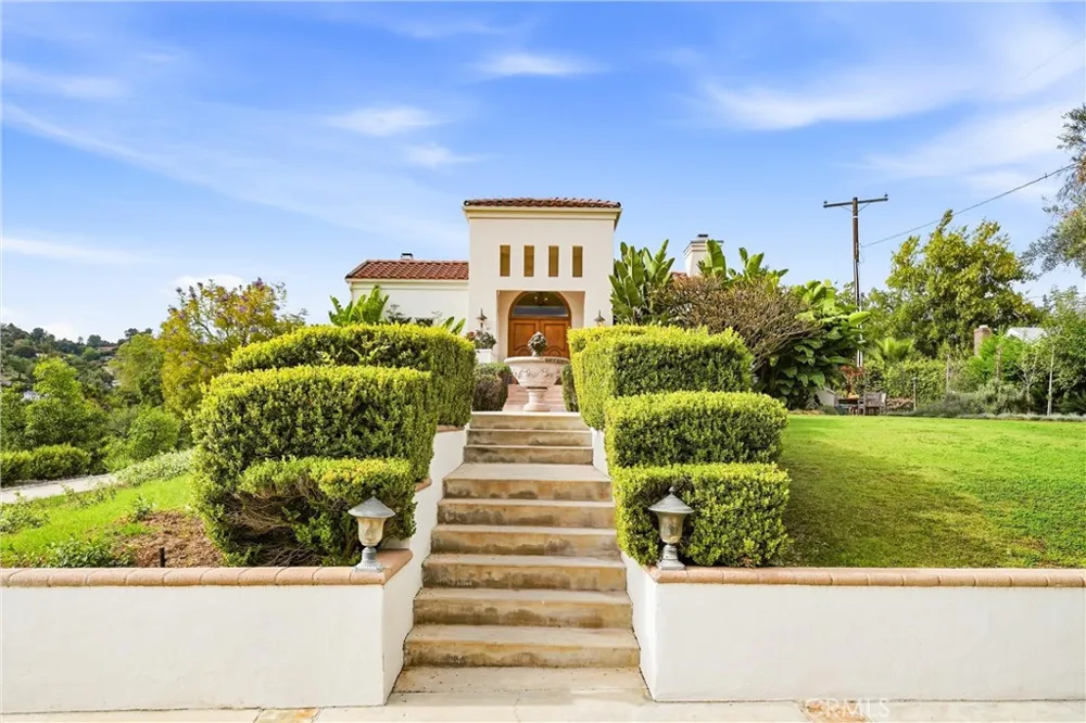 270 Flowerfield La Habra Heights, CA 90631