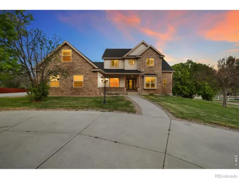 52 Lakeview Circle