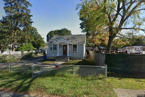 12 7th Avenue