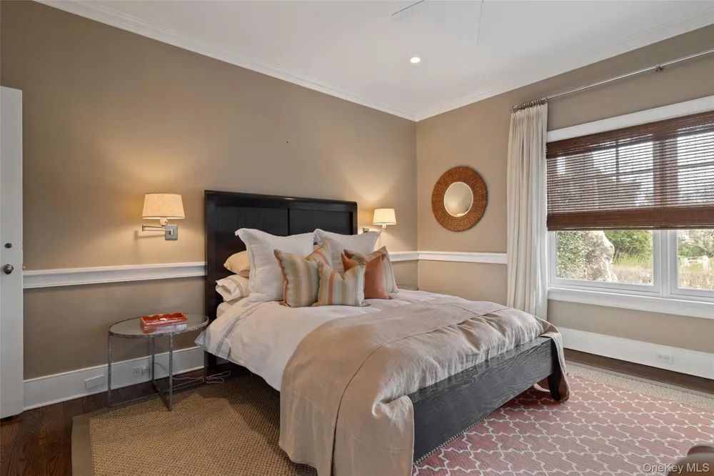 1 Meadow Way East Hampton, NY 11937