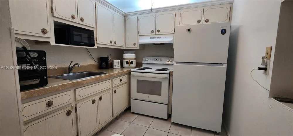 3061 NW 47th Ter #132C Lauderdale Lakes, FL 33313