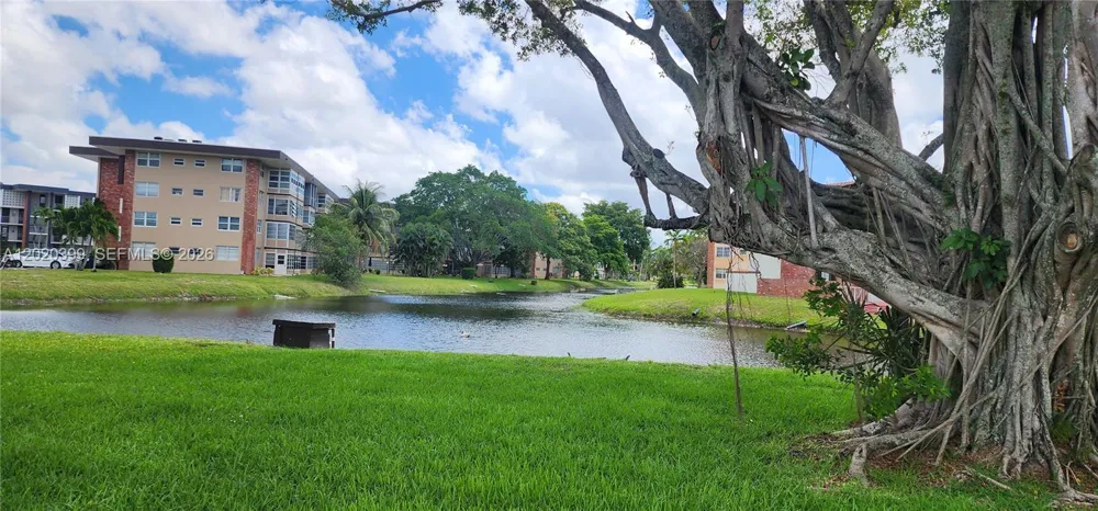 3061 NW 47th Ter #132C Lauderdale Lakes, FL 33313