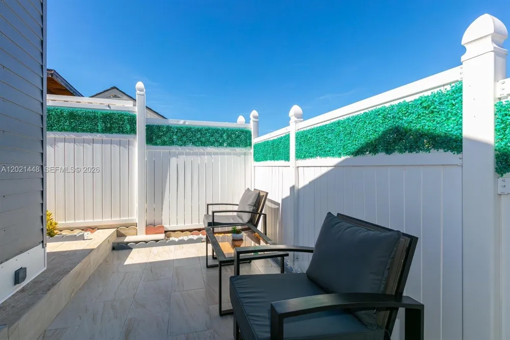 5608 Mandarin Davenport, FL 33986