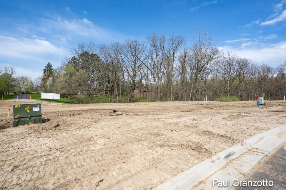 5575 Black Berry Bluff SE Kentwood, MI 49512